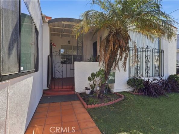 1540 E Wardlow, Long Beach CA 90807