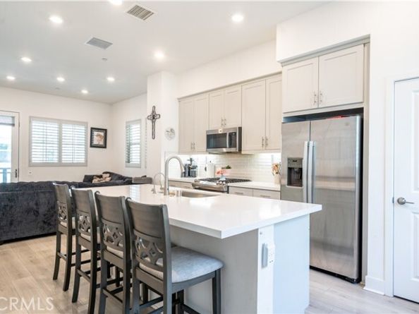 1674 W Enterprise, San Pedro (los Angeles) CA 90732