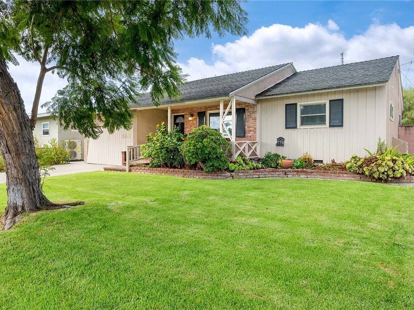 2245 Mcnab, Long Beach CA 90815