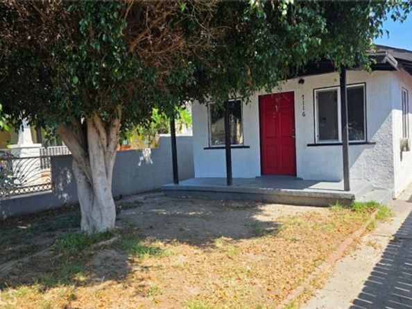 7114 Miramonte Blvd, Los Angeles CA 90001