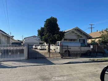 1656 E 61st