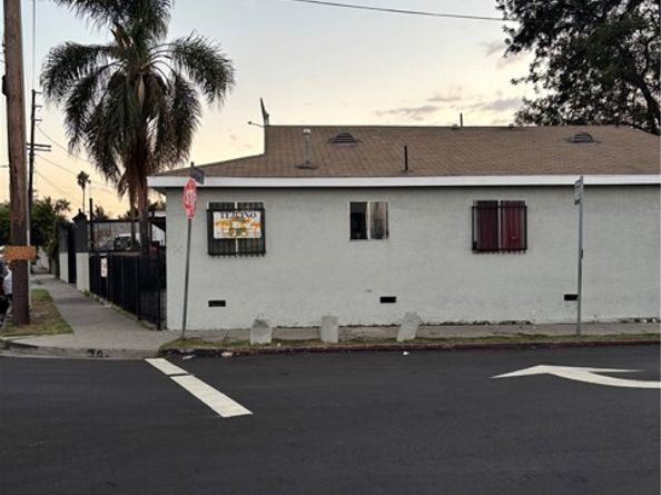 3201 Long Beach, Vernon CA 90058