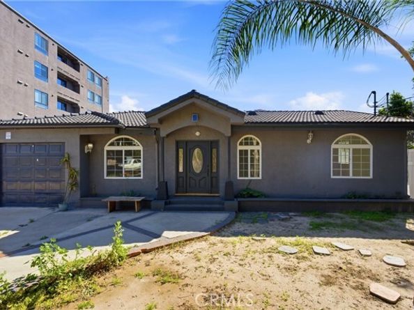 6742 Radford Avenue, North Hollywood (los Angeles) CA 91606