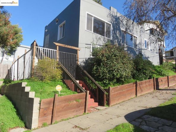 4510 San Carlos Ave, Oakland CA 94601