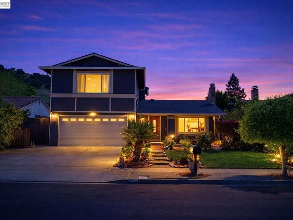 77 Barnes Ln, Fremont CA 94536