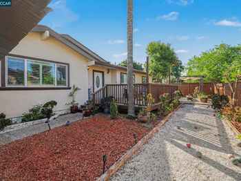 2035 Sherman Dr