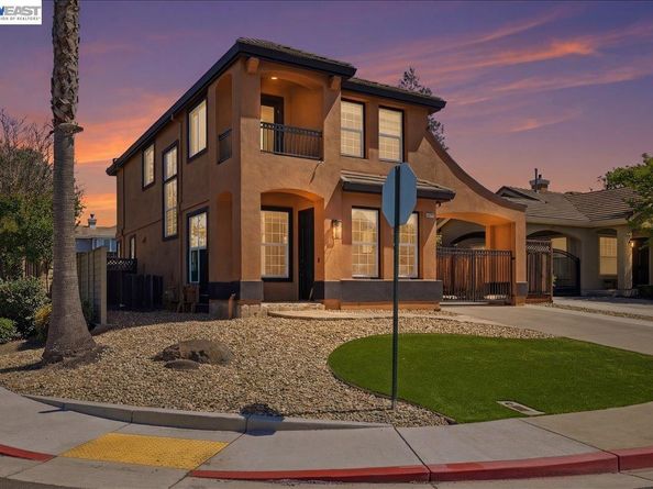 1499 Aspen Ct, Livermore CA 94551