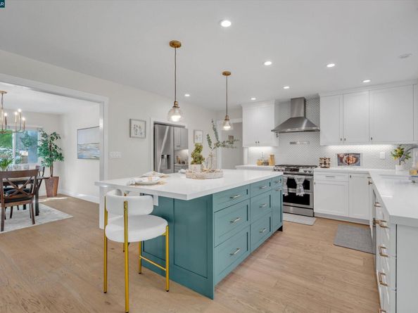 235 Appalachian Dr, Martinez CA 94553