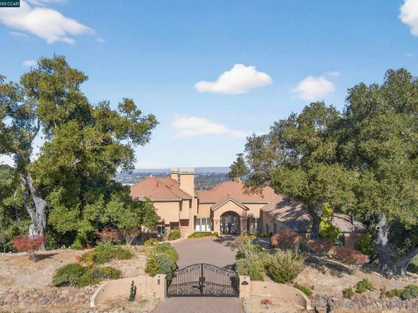 311 Santa Rosa Dr, Los Gatos CA 95032