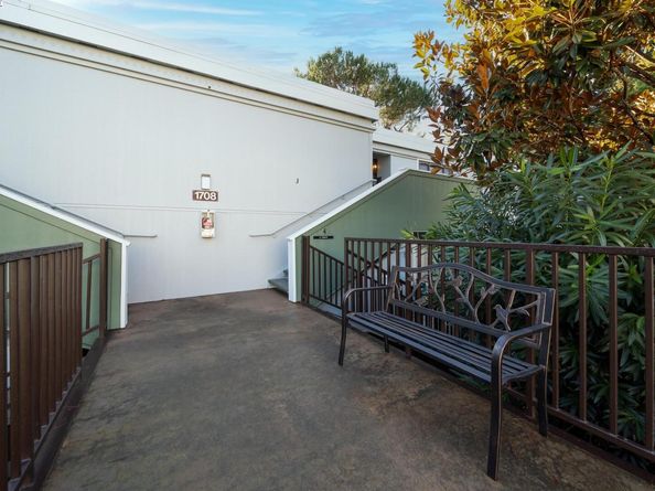 1708 Golden Rain Road 3, Walnut Creek CA 94595