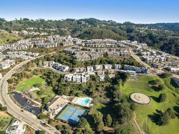 1881 Grand View Drive