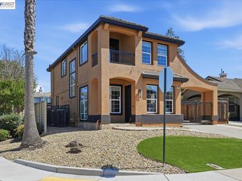 1499 Aspen Ct