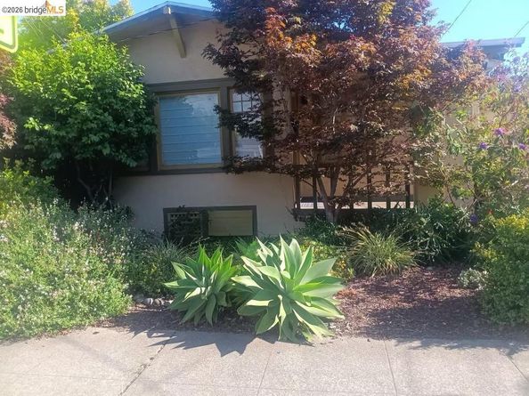 915 39Th St, Oakland CA 94608