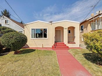 3031 Maple Ave