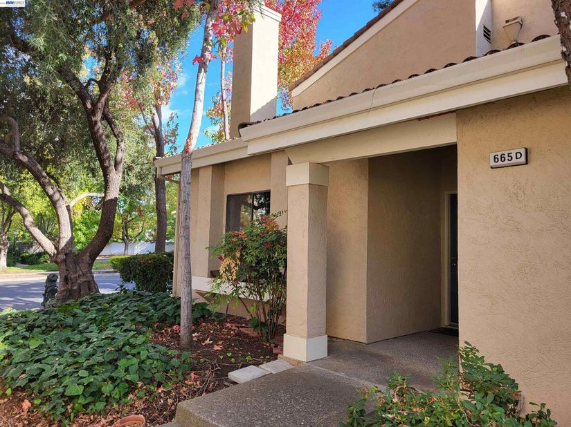 665 Palomino Dr D, Pleasanton CA 94566