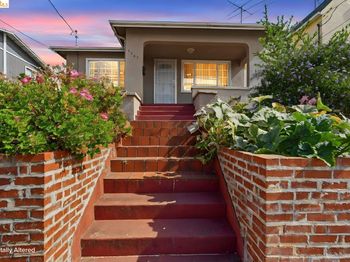 5362 Foothill BLVD