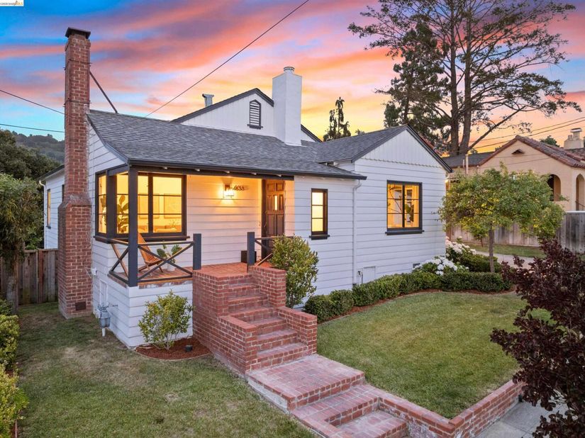 4638 Reinhardt Dr, Oakland CA 94619