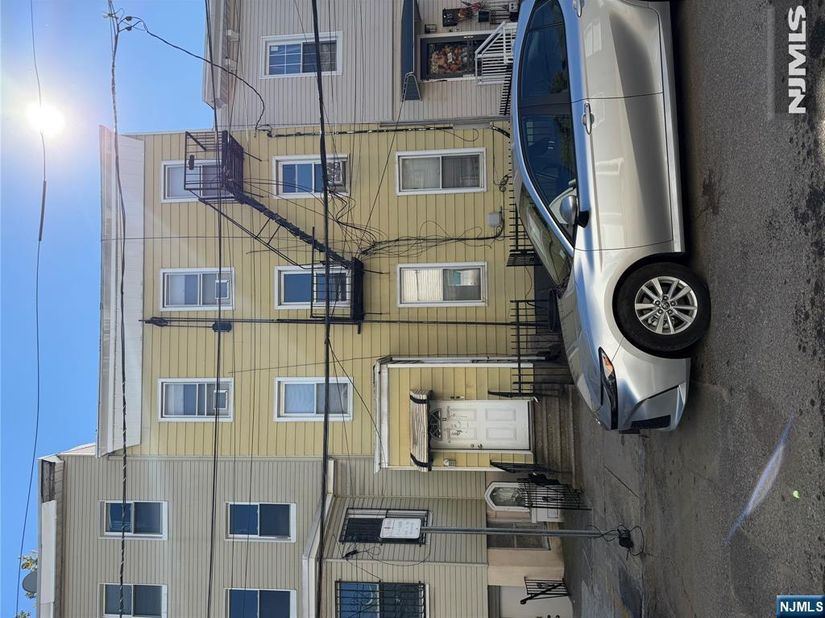 13 Crawford Street, Jersey City NJ 07306