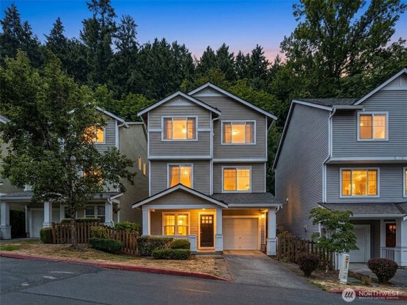21251 S 40th Place 45, SeaTac WA 98198