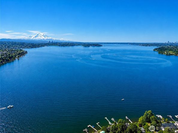 11324 83rd Place NE, Kirkland WA 98034