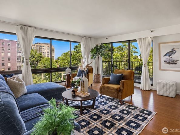 1120 Spring Street 602, Seattle WA 98104