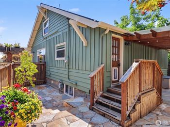 1326 N 40th Street