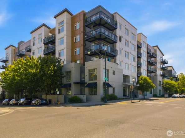 15100 6th Avenue SW 310, Burien WA 98166