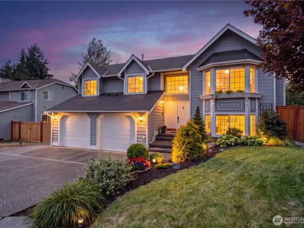 37243 20th Avenue S, Federal Way WA 98003