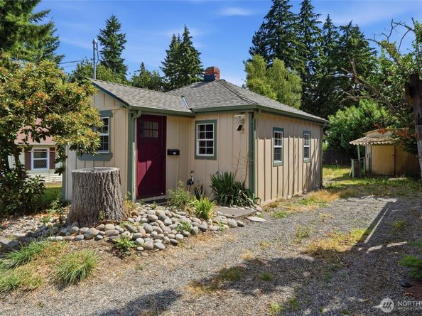 2506 Trenton Avenue NE, Bremerton WA 98310