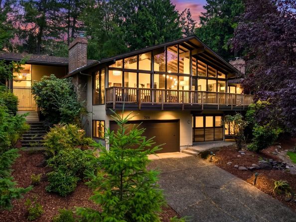 7416 Mercer Terrace Drive, Mercer Island WA 98040