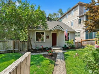 18011 18005 83rd Avenue NE
