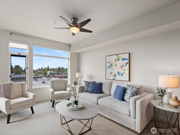 15100 6th Avenue SW 411, Burien WA 98166
