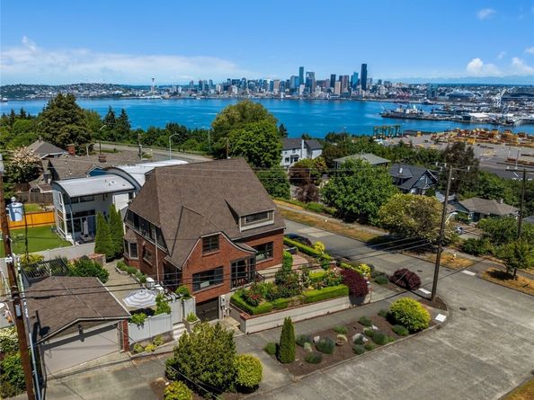 3602 SW Lander Street, Seattle WA 98126