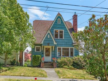 8248 16th Avenue NE