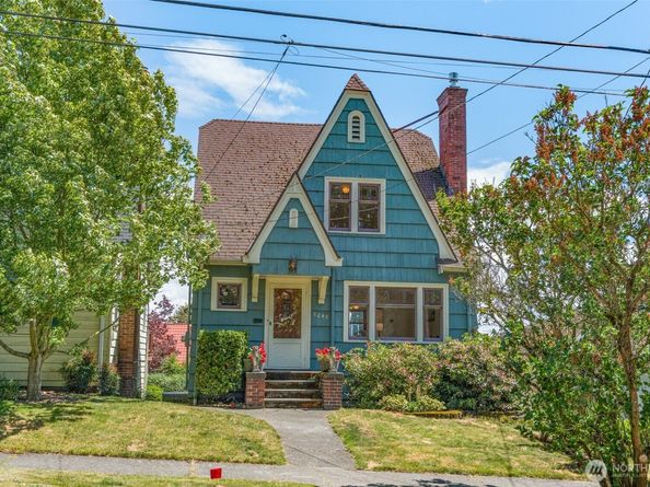 8248 16th Avenue NE, Seattle WA 98115