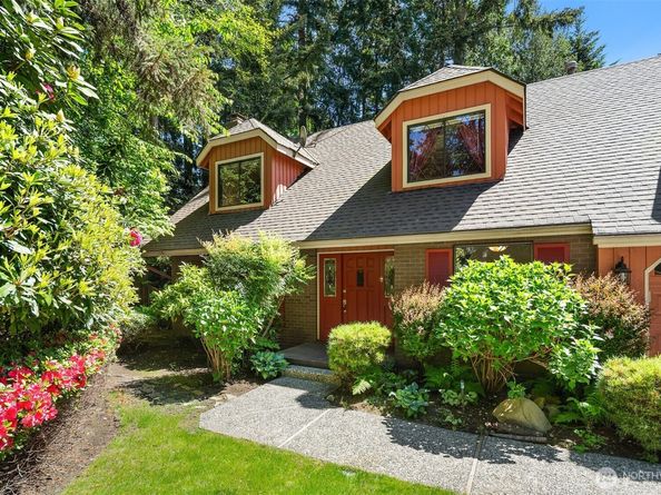 2302 126th Avenue NE, Bellevue WA 98005
