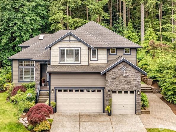 19503 204th Avenue NE, Woodinville WA 98077