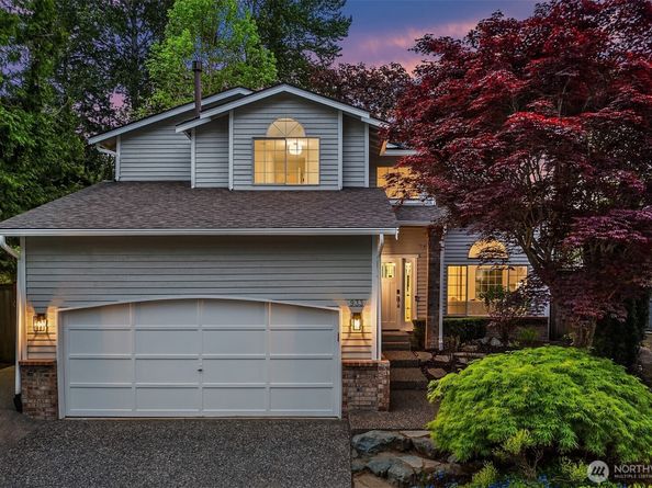 933 6th Place S, Kirkland WA 98033