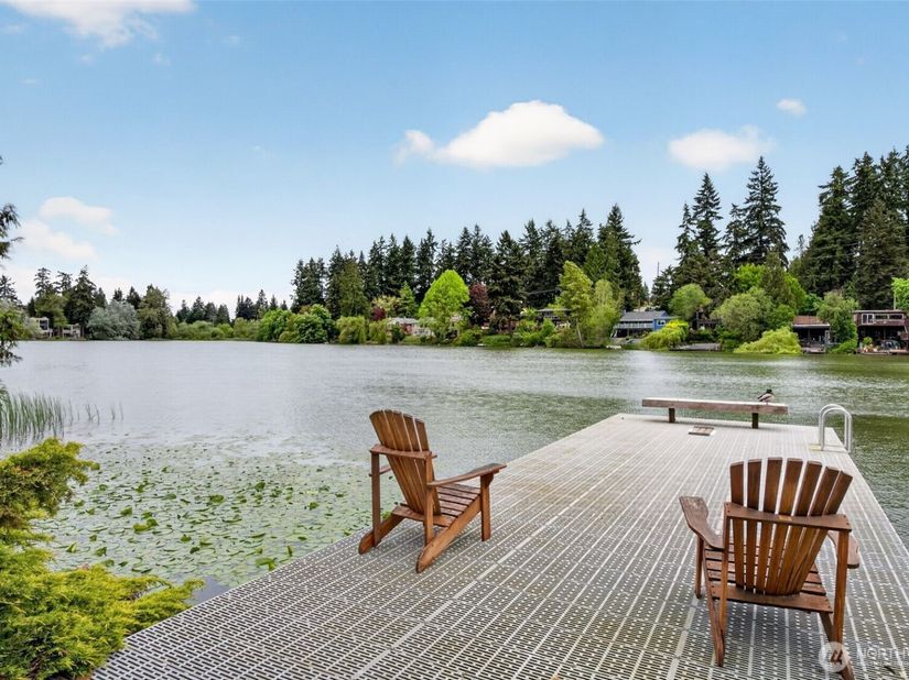 19428 Aurora Avenue N 131, Shoreline WA 98133