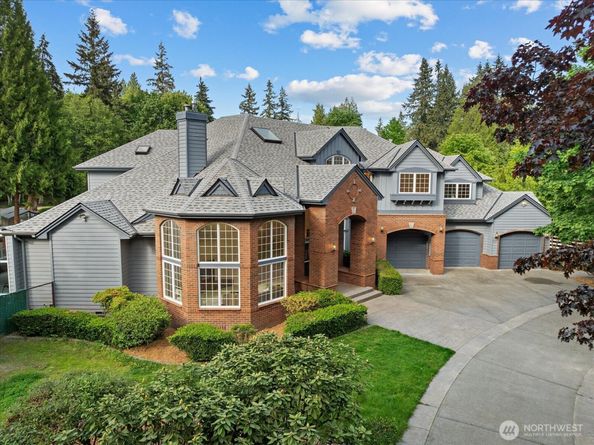8207 228th Street SE, Woodinville WA 98072