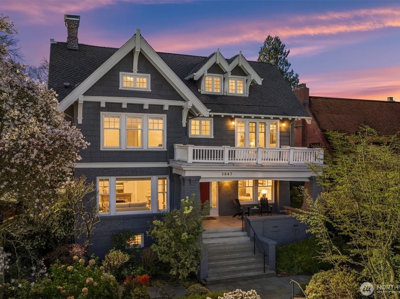 2647 Cascadia Avenue S, Seattle WA 98144