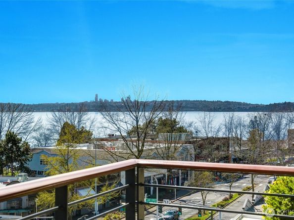 129 3rd Avenue 604, Kirkland WA 98033