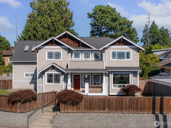 7208 8th Avenue NE, Seattle WA 98115