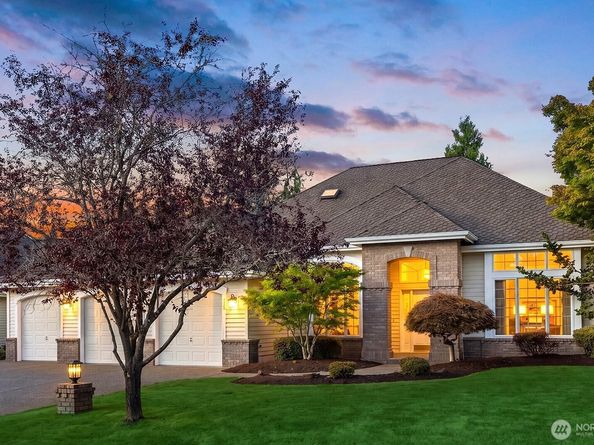 1530 267th Place SE, Sammamish WA 98075