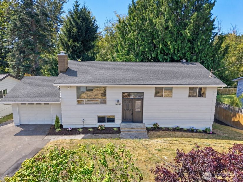 16032 22nd Avenue W, Lynnwood WA 98087