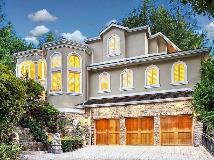 5325 145th Place SE, Bellevue WA 98006
