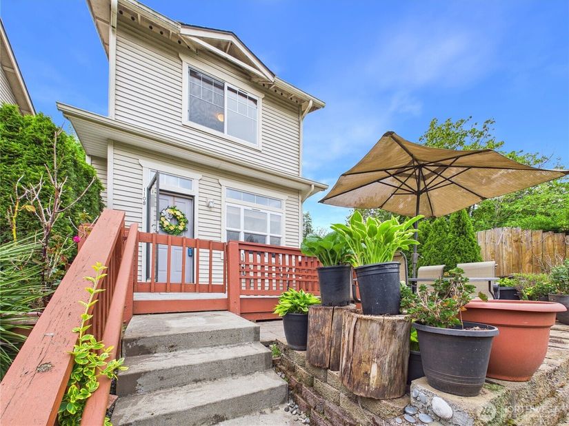 1108 S 207th Street, SeaTac WA 98198