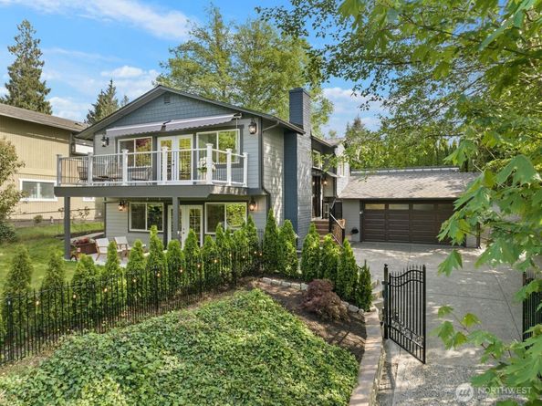 133 N 205th Street, Shoreline WA 98133