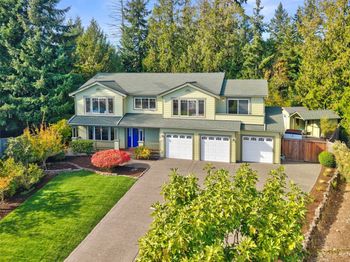 7824 Amethyst Loop NW