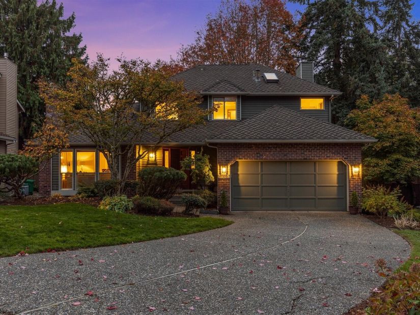 15007 93rd Place NE, Bothell WA 98011